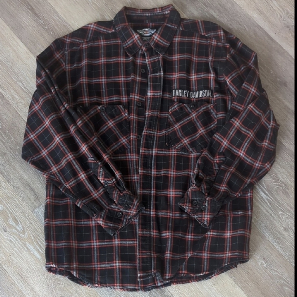 Harley-Davidson Men's Black and Red Plaid Shirt